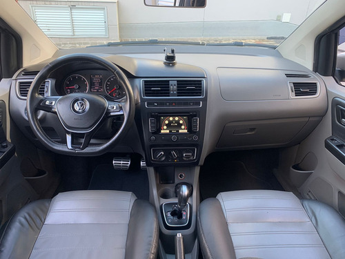 Volkswagen Fox 1.6 16v Msi Highline Total Flex I-motion 5p