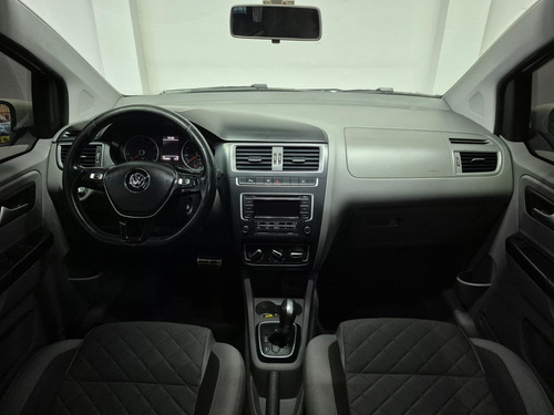 Volkswagen Fox 1.6 16v Msi Highline Total Flex I-motion 5p
