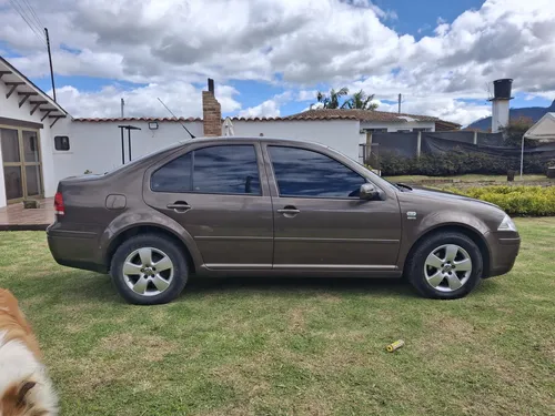 Volkswagen Jetta Europa 2011. Perfecto. Recibo Vehículo
