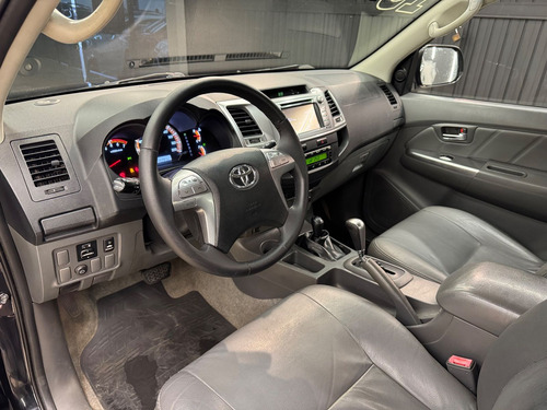 Toyota Hilux CD SRV 4x2 2.7 Flex 16V Aut.