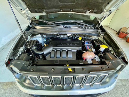 Jeep Renegade 1.8 Sport At Plus