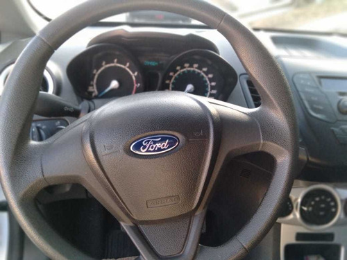 Imagen 5 de 9 de Ford Fiesta S