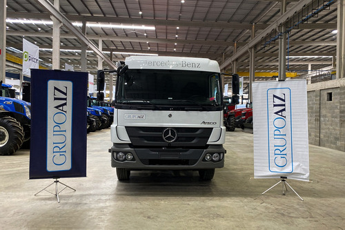 Caminhão Mb Atego 1719 4x2 Carroceria De Metal Aizi