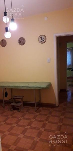 Imagen 5 de 16 de Impecable Propiedad A La Venta, Ideal Vivienda Comercial En Monte Grande!