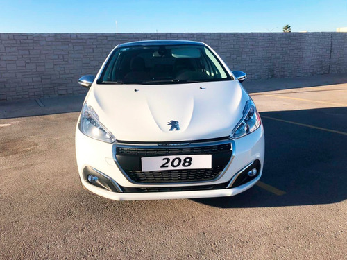 Peugeot 208 Allure Pack 1.2 Puretech Aut 5p 110 Hp 6 Vel