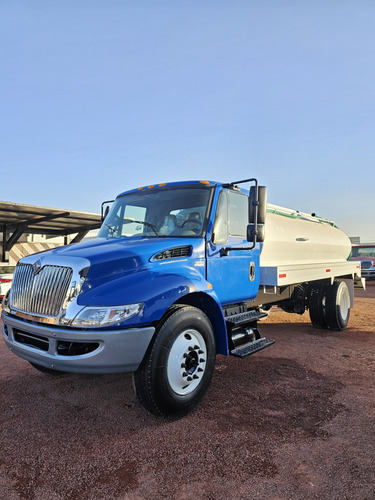 International 4300 Modelo 2011 Tanque Nuevo De 10,000 Litros