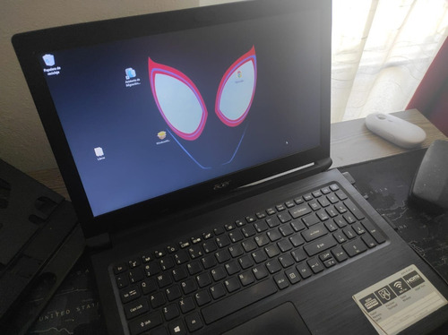 Laptop Acer Aspire 3 15.6 , Amd Ryzen 5 2500u 8gb-ram 1tb (Usado)