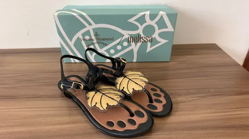 Vivienne Westwood Anglomania + Melissa Solar Novos Original