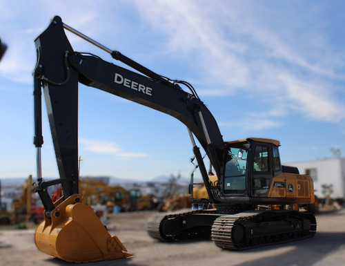Excavadora John Deere E240lc 2021