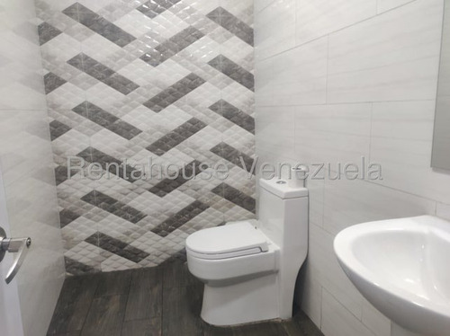 Los Dos Caminos, Calle El Carmen Codigo 25-9206 Ng