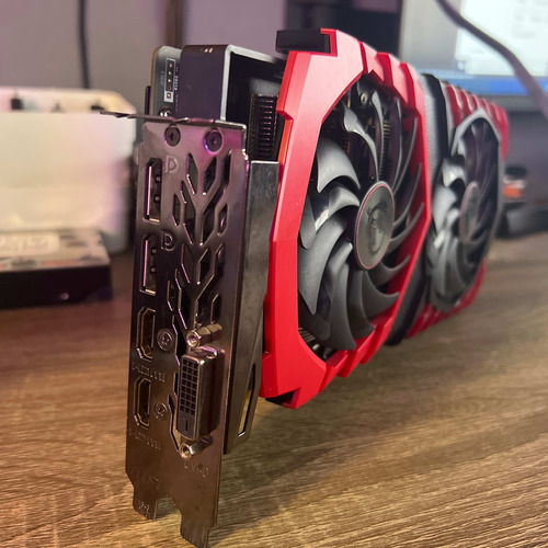 Tarjeta De Video Rx 580-8gb Oferta (Usado)