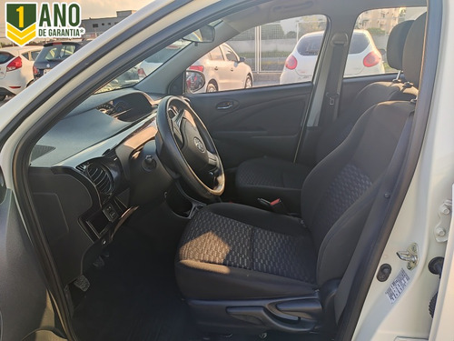 Toyota Etios X 1.3