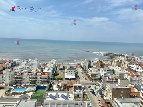 Apartamento En Venta 3 Dormitorios 2 Baños En Torre De Las Americas