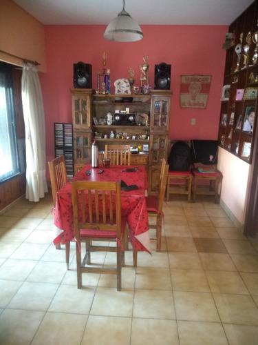 Imagen 1 de 21 de Ph 4 Amb. Al Frente. Patio. Terraza. Garage. 2 Cocinas. 2 Baños. Ideal 2 Familias.