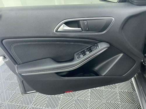 Imagen 22 de 25 de Mercedes Benz A200 1.6 Turbo