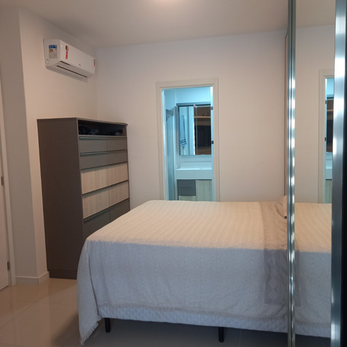 Apartamento Com 2 Quartos, À Venda, Abraão, Florianópolis