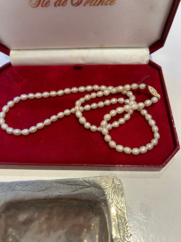 Collar Perlas Naturales Barrocas Broche De Oro 14kts 62 Cm Blanco (Usado)