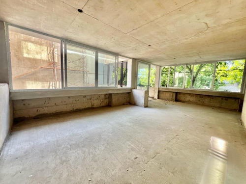 Amplio 3 Amb De 146 M Totales. Con Cochera -edificio Con Amenities -financiación En Pesos