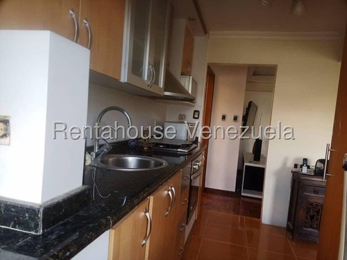 Yoselin Cabesas Vende Apartamento En Res El Mirador, 3h-2b Yc 25-16619