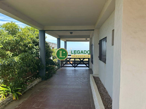 Casa En Venta En Santa Lucía Del Este!