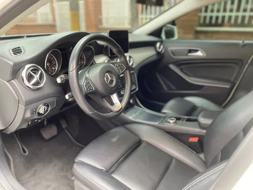 Mercedes-Benz Clase GLA 1.6 Urban