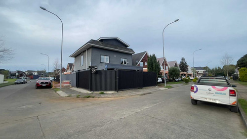 Vende Casa Remodelada En Barrio Ingles (68685)