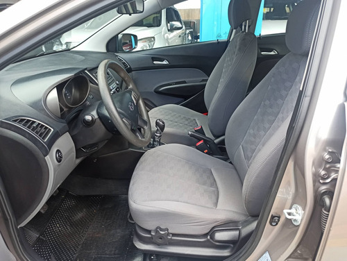 Hyundai Hb20s 1.6 Comfort Style 16v Flex 4p Manual
