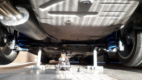 Volkswagen Bora 1.8 Highline T 180cv Cuero