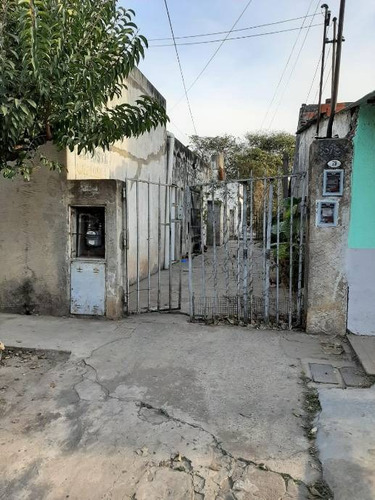 Imagen 2 de 14 de Casa Ph 3 Ambientes En Venta - Moron Sur
