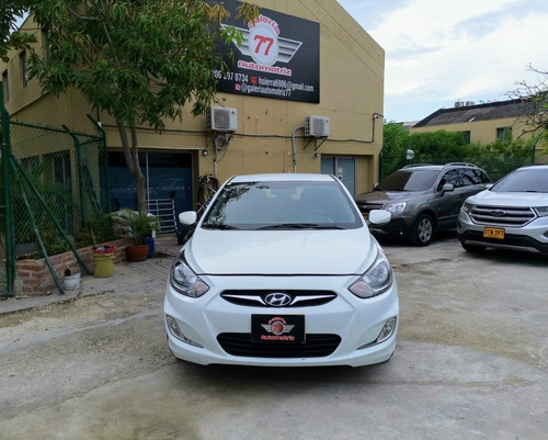 Hyundai Accent 2013 1.4l 5 P