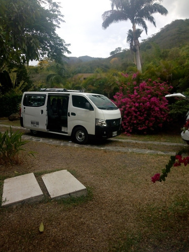 Imagen 3 de 5 de Alquiler De Vans Con Conductor