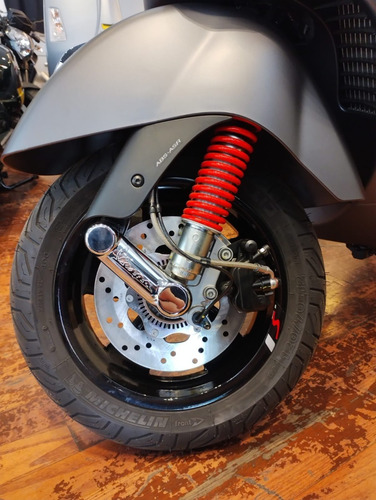 Imagen 9 de 15 de Vespa Gts 300 Super 300 Sport Entrega Inmediata!!!!