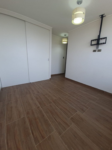Departamento En Arriendo De 3d Y 2b En Av Waldo Alcalde