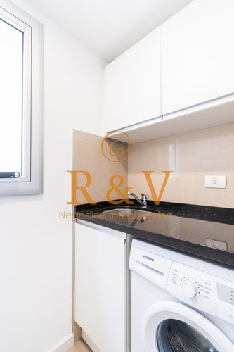 Imagen 20 de 28 de Apartamento De Tres Dormitorios En Suite En Alquiler Con Vista El Mar En Primera Lãnea Playa Brava