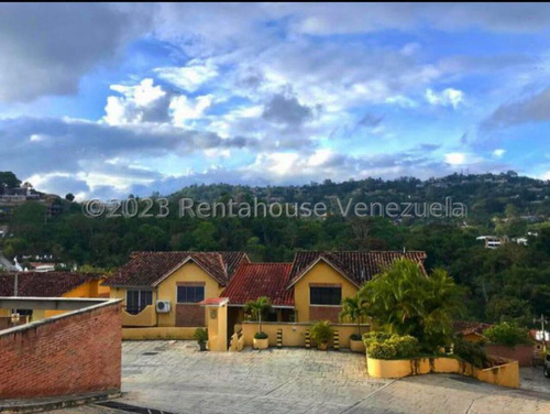 Townhouse En Venta La Union 