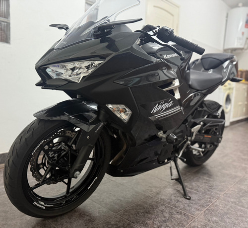 Kawasaki Ninja 400 2023 + Extras