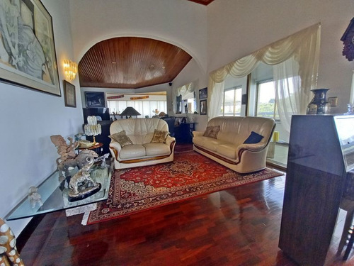 Imagen 9 de 18 de Vendo Ph 297m2 4h+s/4.5b+s/4pe Los Samanes 4880
