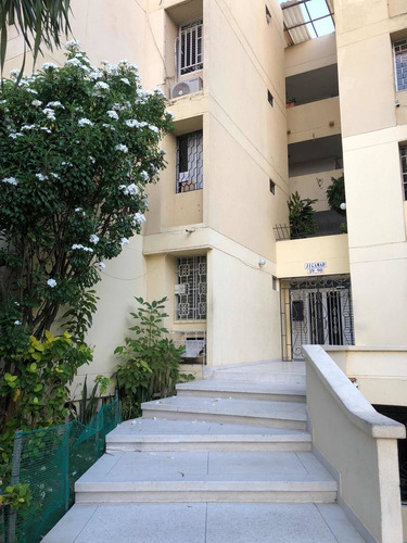 Imagen 2 de 12 de Se Vende Apartamento De 99.60 M2- Barrio Las Delicias.