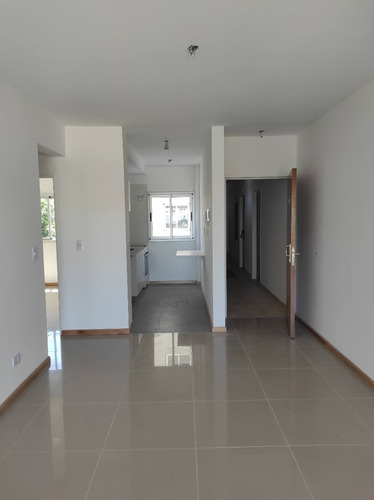 Imagen 6 de 17 de Departamento 3 Amb En Venta Con Patio Y Balcon Excelente Zona