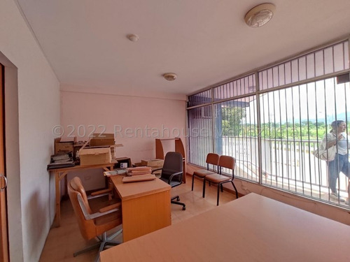 Imagen 5 de 11 de Oficina En Venta En Zona Industrial San Crispin Aragua 22-27107 Irrr