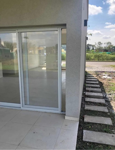 Imagen 10 de 14 de Casa En Venta Pilar Del Este San Ramon