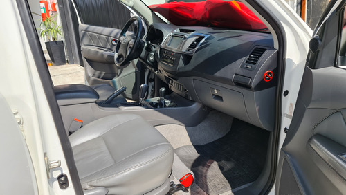 Toyota Hilux 2.7 Srv Cab. Dupla 4x4 Flex Aut. 4p