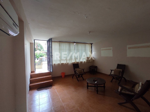 Imagen 2 de 19 de En Venta Bella Y Amplia Casa A Remodelar Morro Ii. Cód.: 129748. 04144841043
