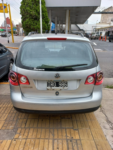 Imagen 5 de 10 de Vw Suran Comfortline 2010