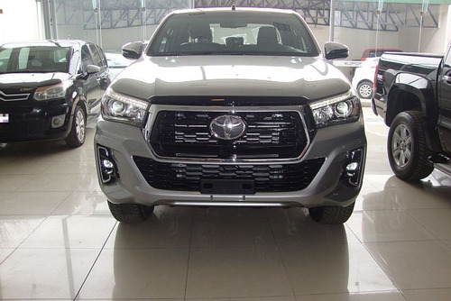 Toyota Hilux 2.8 Cd Srx 177cv 4x2 Automática 2021