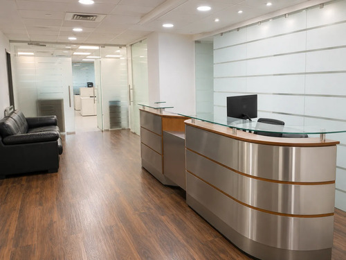 Oficina Clase A 431m2 | El Golf | Mobiliario Opcional