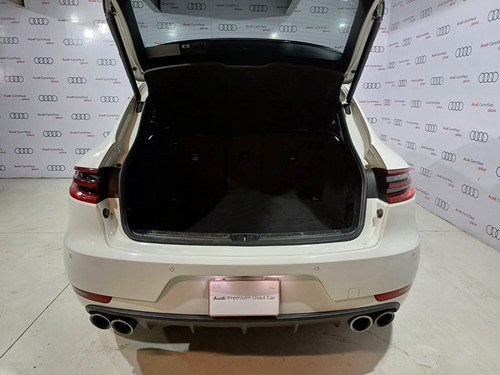Porsche Macan 3.7 Turbo Performance Package At