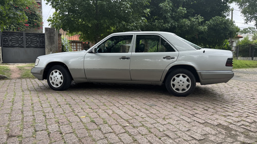 Mercedes Benz E300 Td