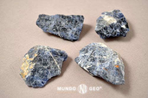 Imagen 2 de 2 de Piedra Mineral Sodalita En Bruto