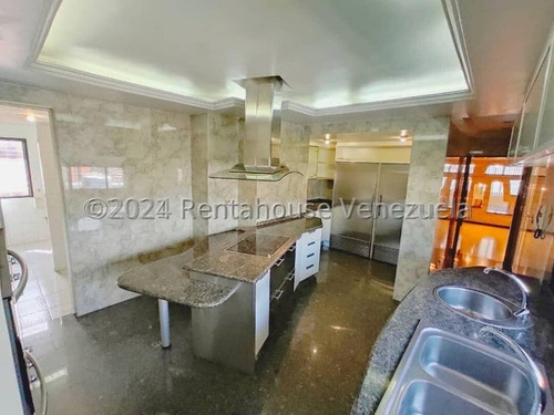 Apartamento Duplex En Venta Con Entrada Privada Y Servicio, La Florida